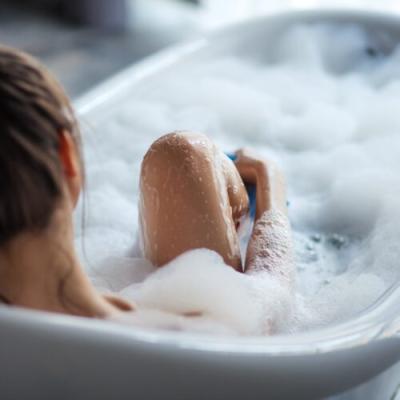 Aromatic Bath with a Head Massage